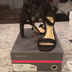 COPY - Vince Camuto Bevvyn